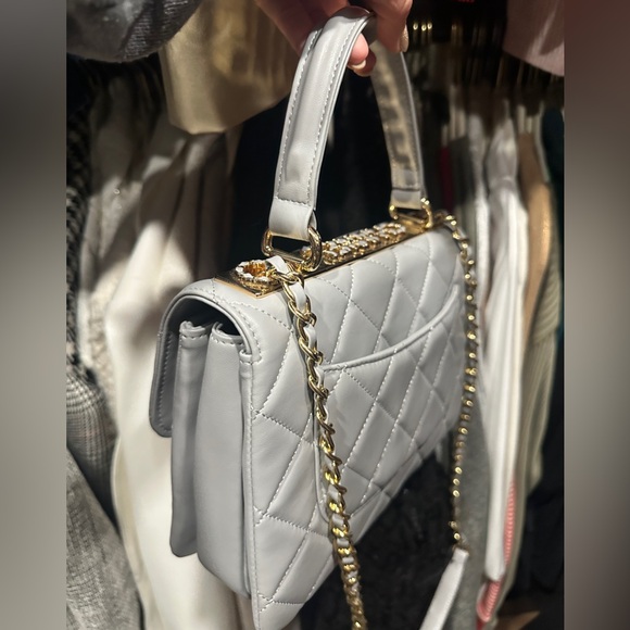 Gray Quilted Handbag - Picture 4 of 6